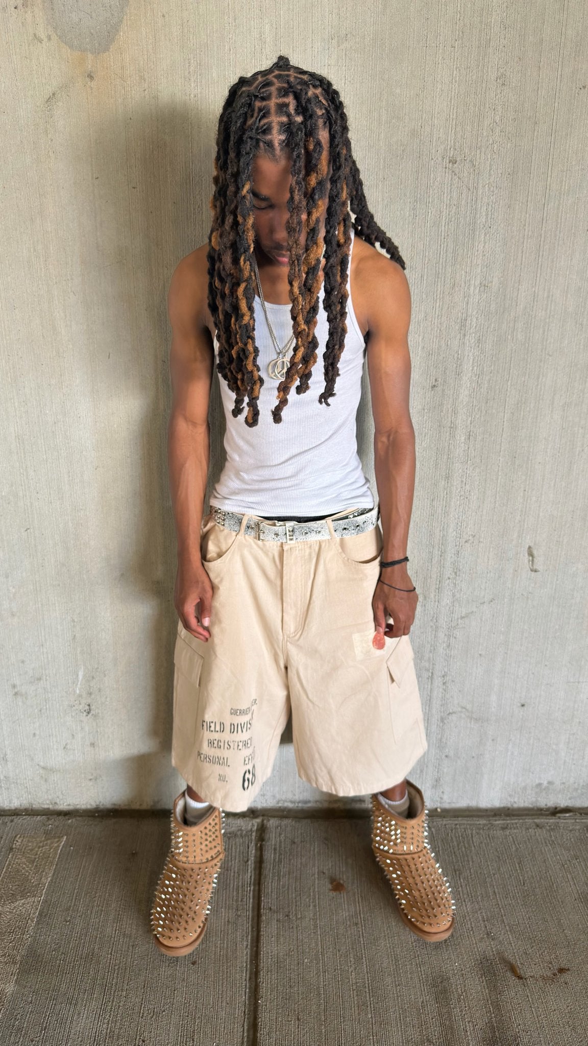"68" beige shorts